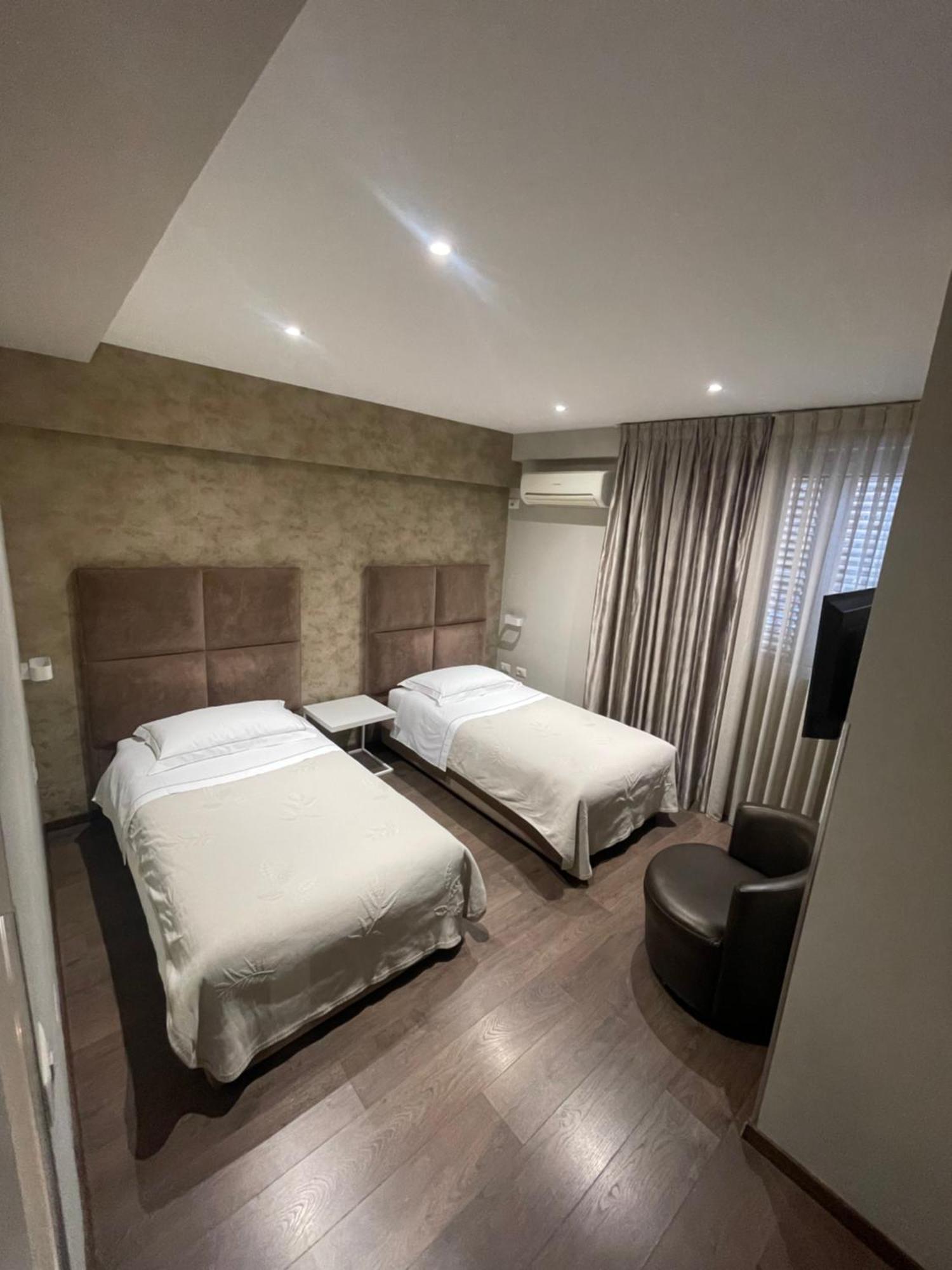 Hotel Oresti Center 3*